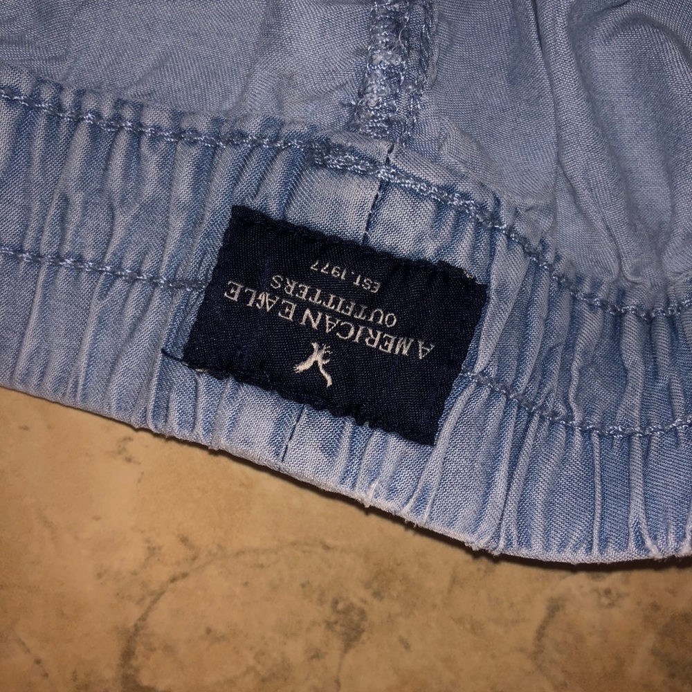 Shorts - Picture 2 of 3